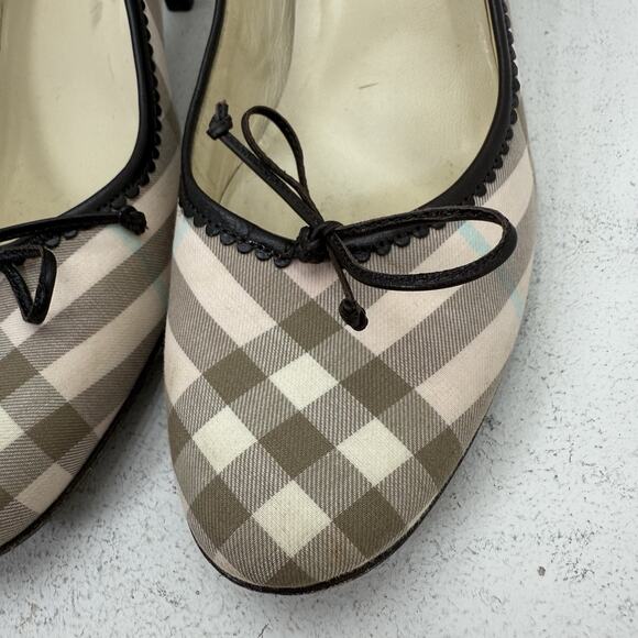 Burberry Nova Check Bow Heels Size 38.5 US 8 Pink Plaid Canvas Pumps Kitten Heel - Picture 6 of 9